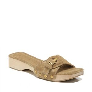 VERONICA BEARD Davina Suede Buckle Slide Sandals in Sand Size 11M